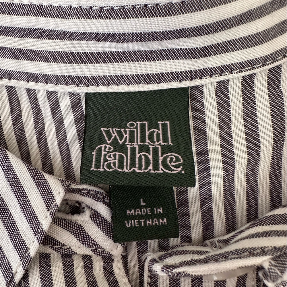 Wild Fable button down top - Picture 7 of 8